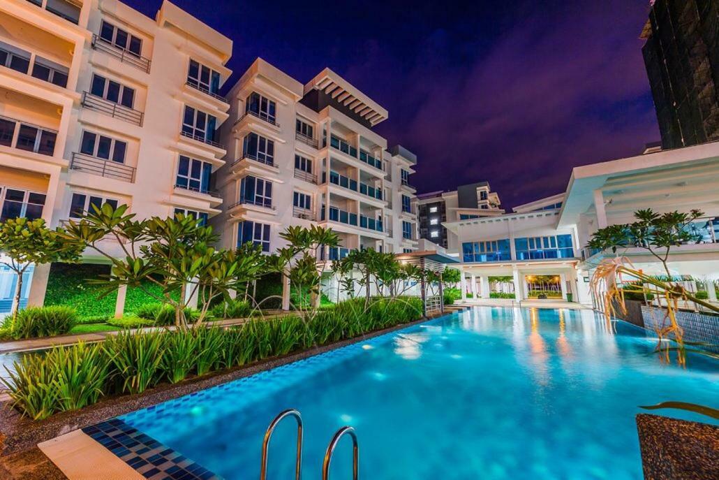 Homestay @ Bandar Seri Putra Kajang Exterior foto